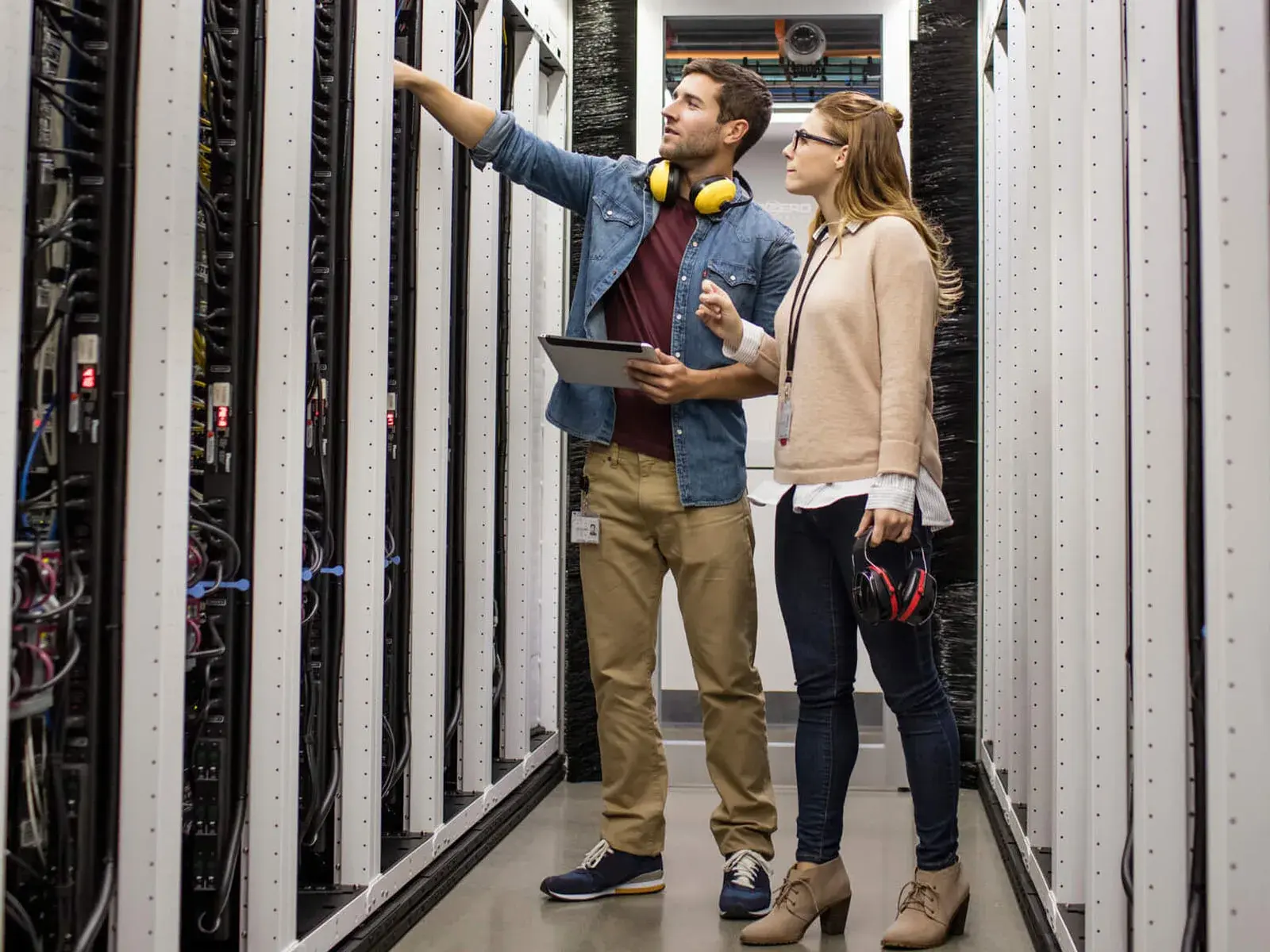 Iaas, GPUaaS, PaaS Provider 14 server hosting